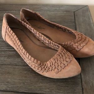 lucky brand flats canada